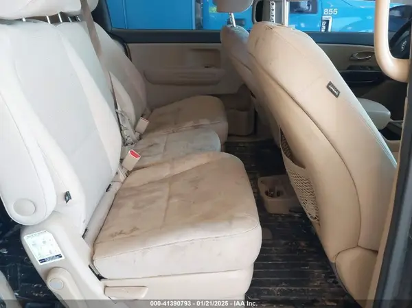 KNDMB5C11G6099786 2016 KIA SEDONA - Image 8