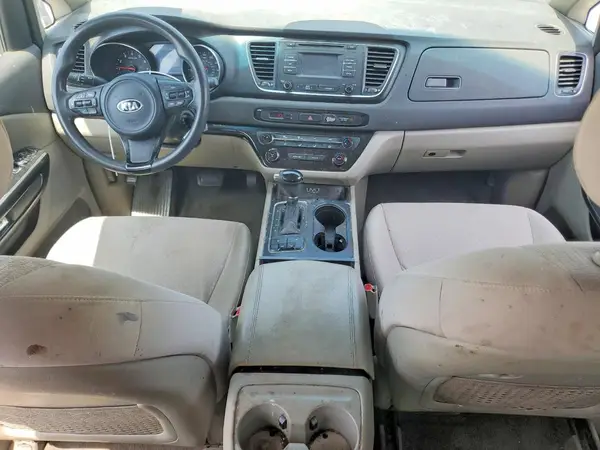 KNDMB5C11G6105666 2016 KIA SEDONA - Image 8