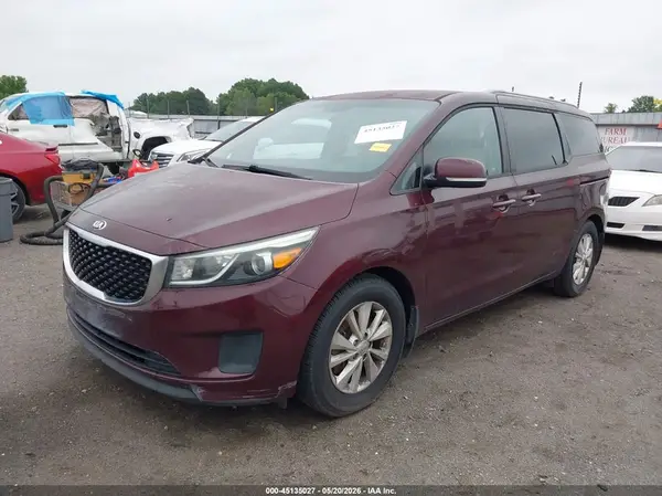 KNDMB5C11G6111211 2016 KIA SEDONA - Image 2