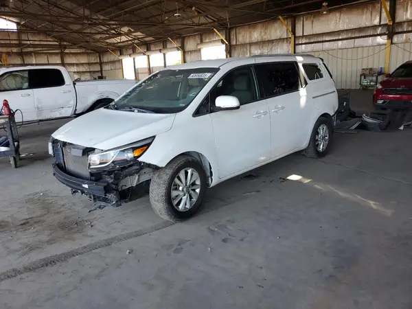 KNDMB5C11G6113105 2016 KIA SEDONA - Image 1