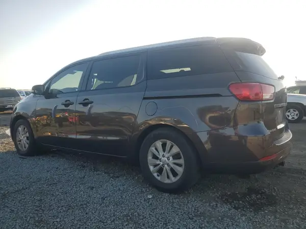 KNDMB5C11G6120104 2016 KIA SEDONA - Image 2