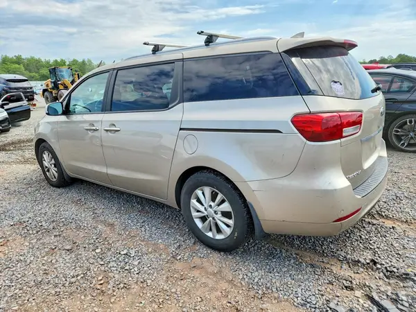 KNDMB5C11G6125240 2016 KIA SEDONA - Image 2