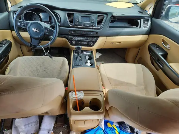 KNDMB5C11G6125240 2016 KIA SEDONA - Image 8