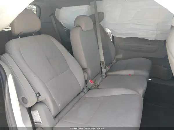 KNDMB5C11G6125996 2016 KIA SEDONA - Image 8