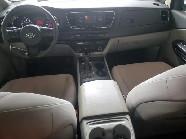KNDMB5C11G6127425 2016 KIA SEDONA - Image 8