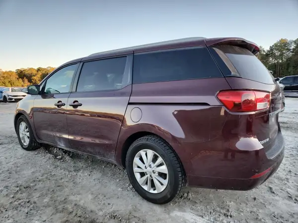 KNDMB5C11G6128798 2016 KIA SEDONA - Image 2