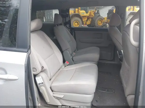 KNDMB5C11G6136643 2016 KIA SEDONA - Image 8