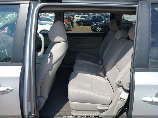 KNDMB5C11G6144287 2016 KIA SEDONA - Image 8