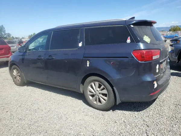 KNDMB5C11G6151515 2016 KIA SEDONA - Image 2