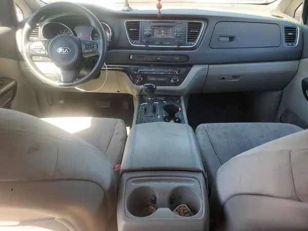 KNDMB5C11G6151515 2016 KIA SEDONA - Image 8
