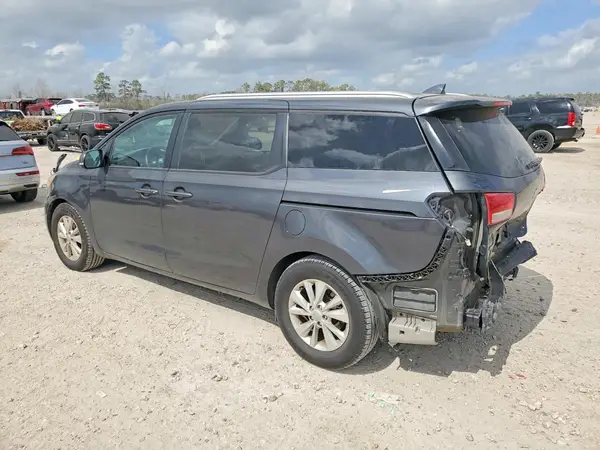 KNDMB5C11G6155886 2016 KIA SEDONA - Image 2