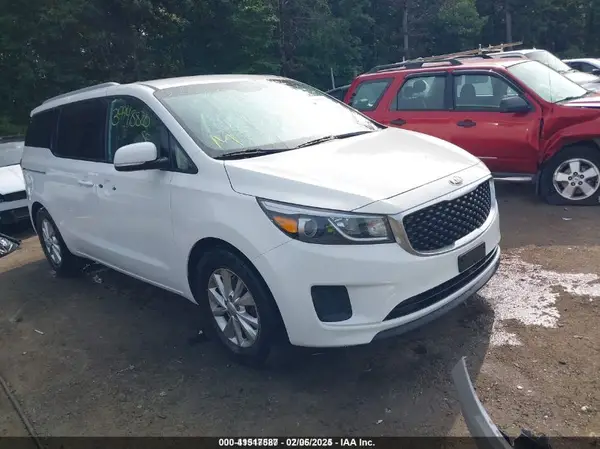 KNDMB5C11G6160148 2016 KIA SEDONA