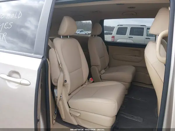 KNDMB5C11G6183283 2016 KIA SEDONA - Image 8