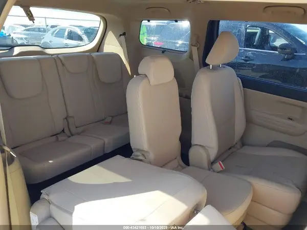 KNDMB5C11G6191478 2016 KIA SEDONA - Image 8