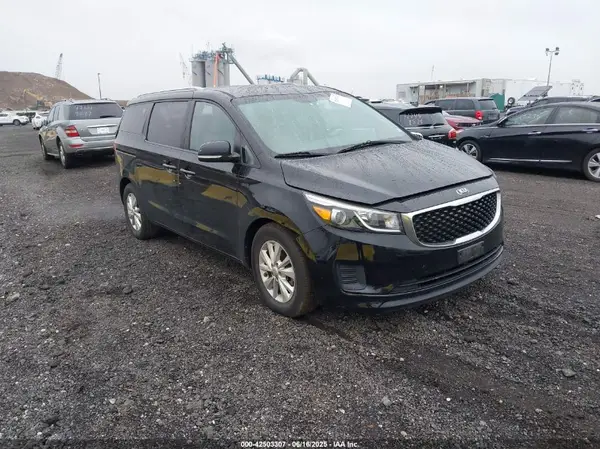 KNDMB5C11G6198382 2016 KIA SEDONA - Image 1