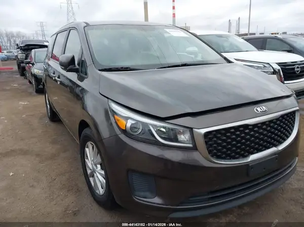 KNDMB5C11G6201717 2016 KIA SEDONA - Image 1