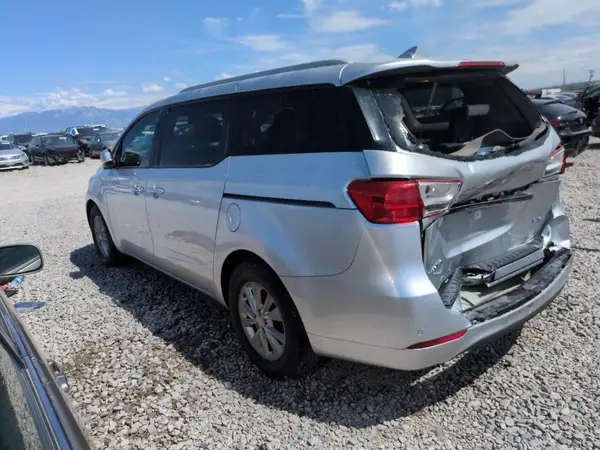 KNDMB5C11G6209784 2016 KIA SEDONA - Image 2