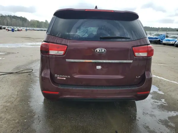 2017 KIA SEDONA auction photo 6
