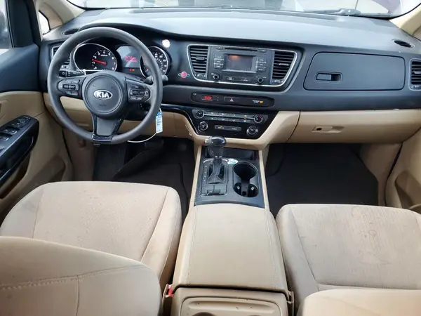 KNDMB5C11H6226585 2017 KIA SEDONA - Image 8