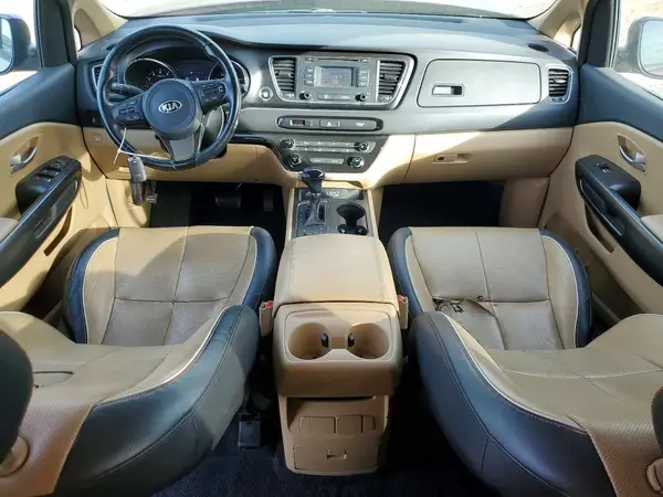 KNDMB5C11H6230474 2017 KIA SEDONA - Image 8