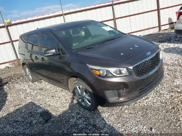 KNDMB5C11H6230541 2017 KIA SEDONA - Image 1