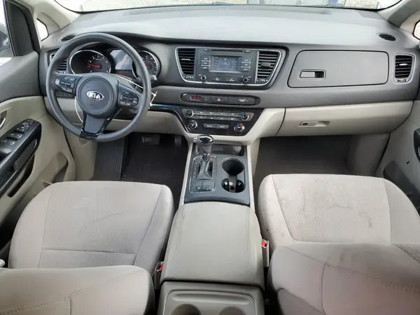KNDMB5C11H6231639 2017 KIA SEDONA - Image 8
