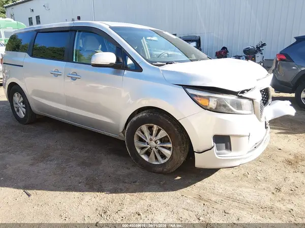 KNDMB5C11H6233696 2017 KIA SEDONA - Image 1