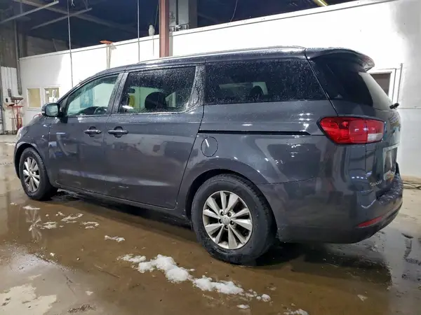KNDMB5C11H6247355 2017 KIA SEDONA - Image 2