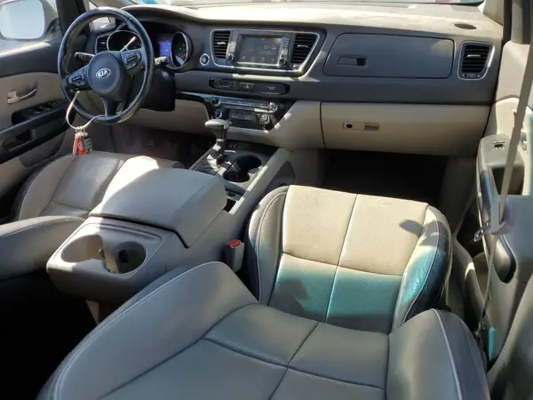 KNDMB5C11H6248988 2017 KIA SEDONA - Image 8