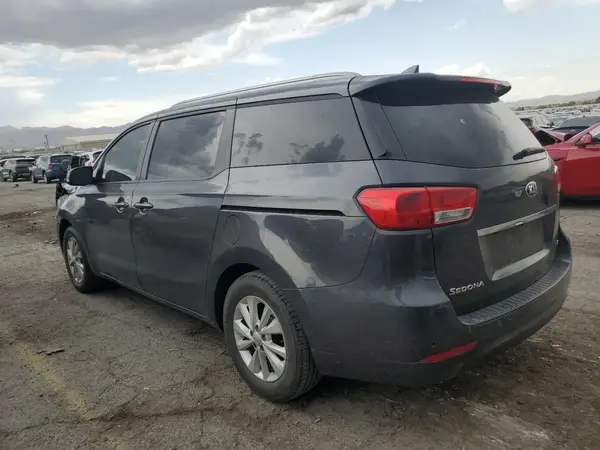 KNDMB5C11H6253320 2017 KIA SEDONA - Image 2