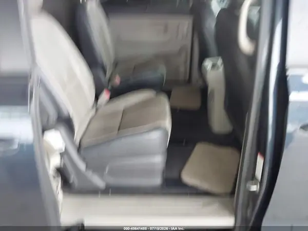 KNDMB5C11H6266570 2017 KIA SEDONA - Image 8