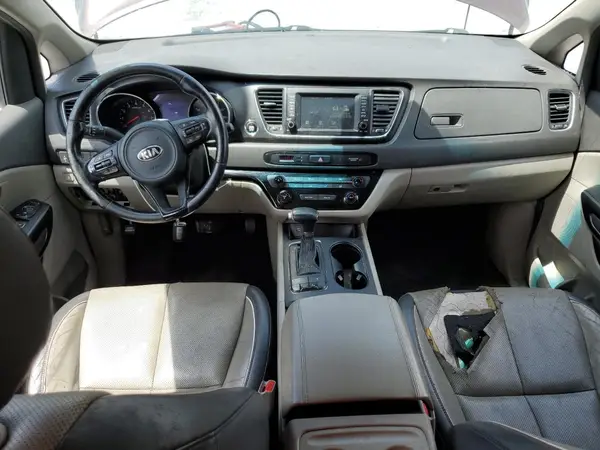 KNDMB5C11H6270649 2017 KIA SEDONA - Image 8