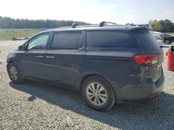 KNDMB5C11H6271865 2017 KIA SEDONA - Image 2