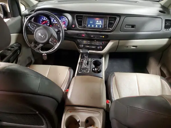 KNDMB5C11H6315668 2017 KIA SEDONA - Image 8