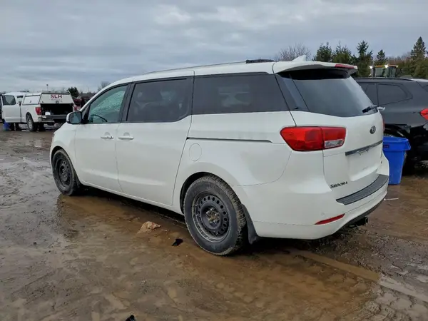 KNDMB5C11H6316514 2017 KIA SEDONA - Image 2
