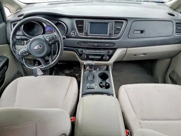 KNDMB5C11H6316514 2017 KIA SEDONA - Image 8