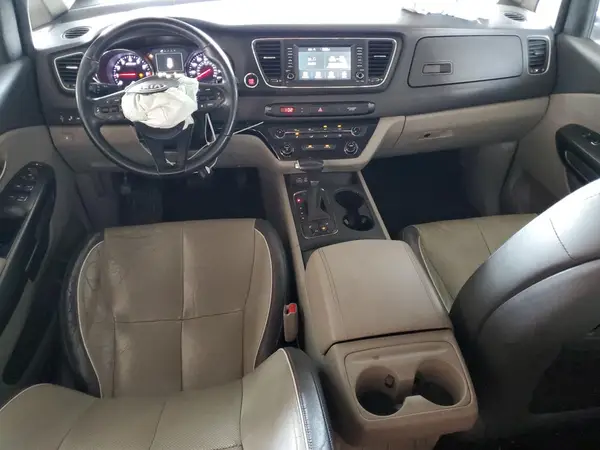 KNDMB5C11H6324743 2017 KIA SEDONA - Image 8
