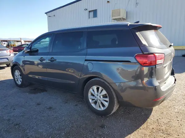 KNDMB5C11H6326136 2017 KIA SEDONA - Image 2