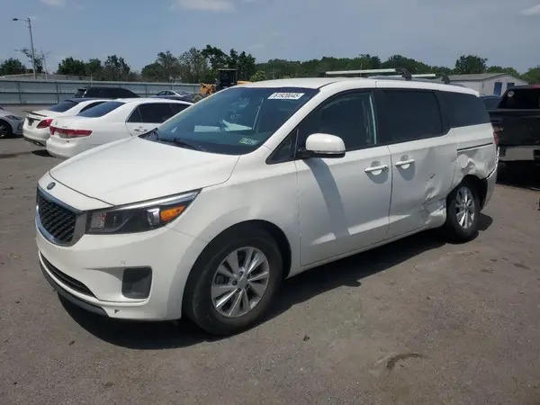 KNDMB5C11H6327657 2017 KIA SEDONA - Image 1