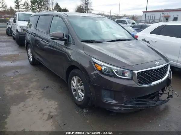 KNDMB5C11H6334866 2017 KIA SEDONA - Image 1