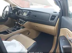 KNDMB5C11H6336245 2017 KIA SEDONA
