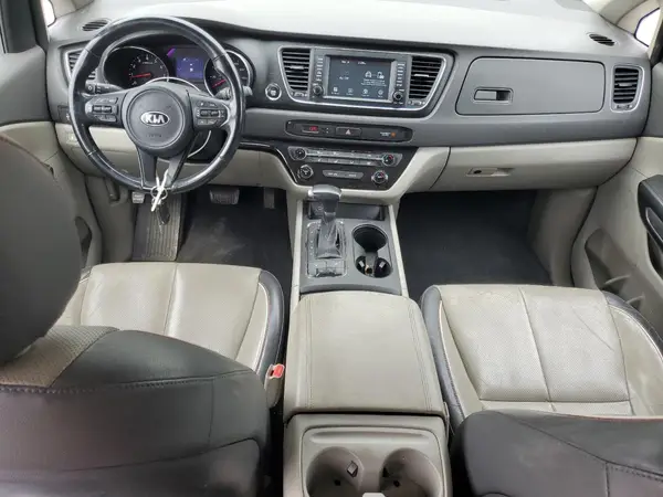 KNDMB5C11H6338643 2017 KIA SEDONA - Image 8