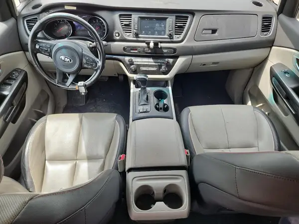 KNDMB5C11J6346120 2018 KIA SEDONA - Image 8