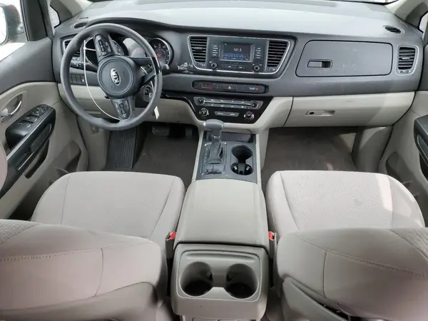 KNDMB5C11J6346201 2018 KIA SEDONA - Image 8
