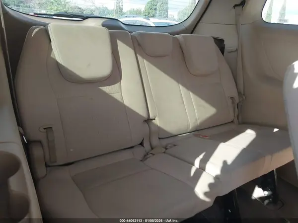 KNDMB5C11J6373107 2018 KIA SEDONA - Image 8