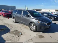 KNDMB5C11J6423911 2018 KIA SEDONA