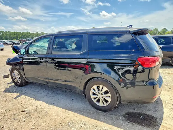 KNDMB5C11J6425383 2018 KIA SEDONA - Image 2