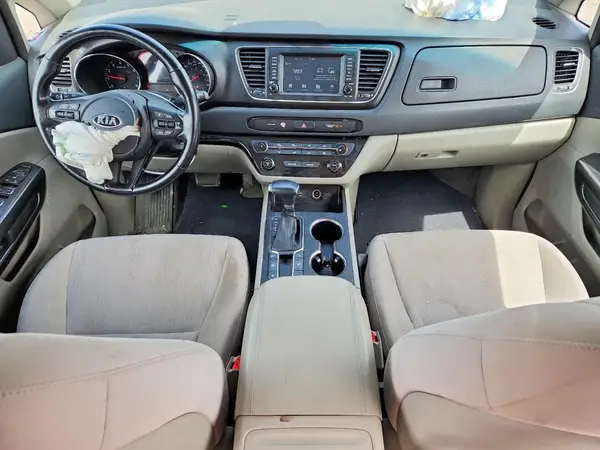 KNDMB5C11K6463746 2019 KIA SEDONA - Image 8