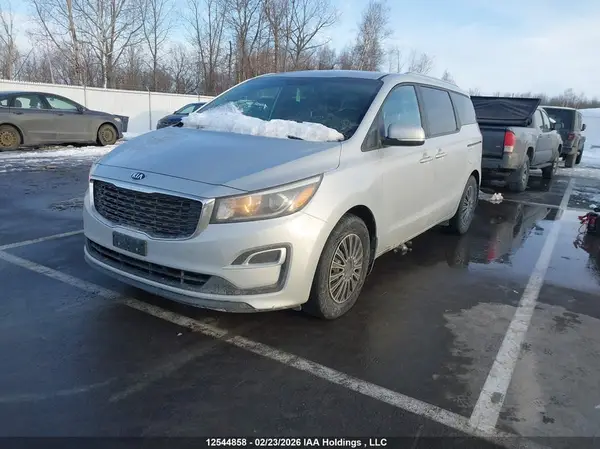 KNDMB5C11K6471250 2019 KIA SEDONA - Image 2