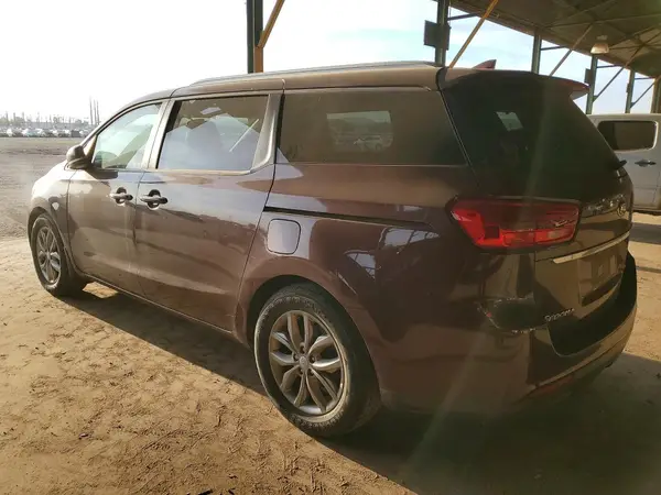 KNDMB5C11K6505753 2019 KIA SEDONA - Image 2